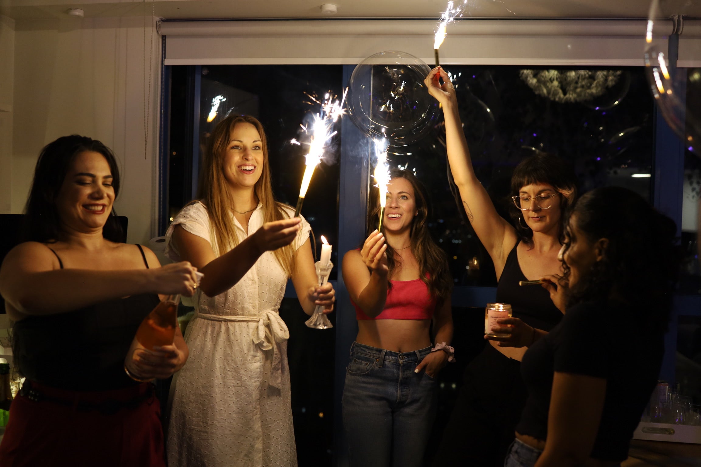 Poppin’ Bottles Party: Champagne Taste Test